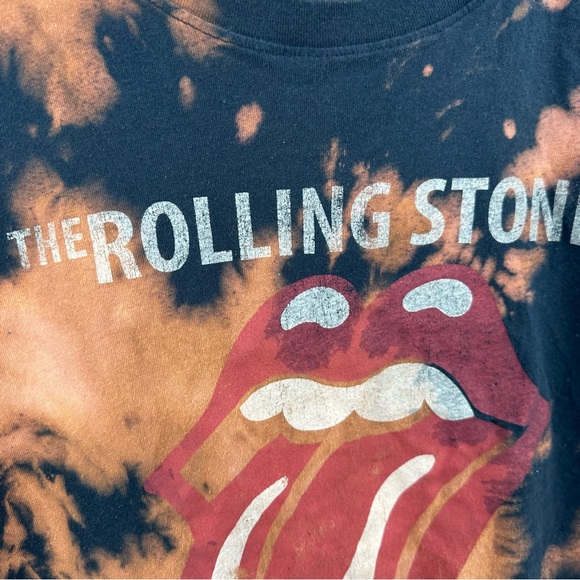 The Rolling Stones Custom Bleach Splatter Short Sleeve Shirt Size XL Upcycled - Picture 5 of 10